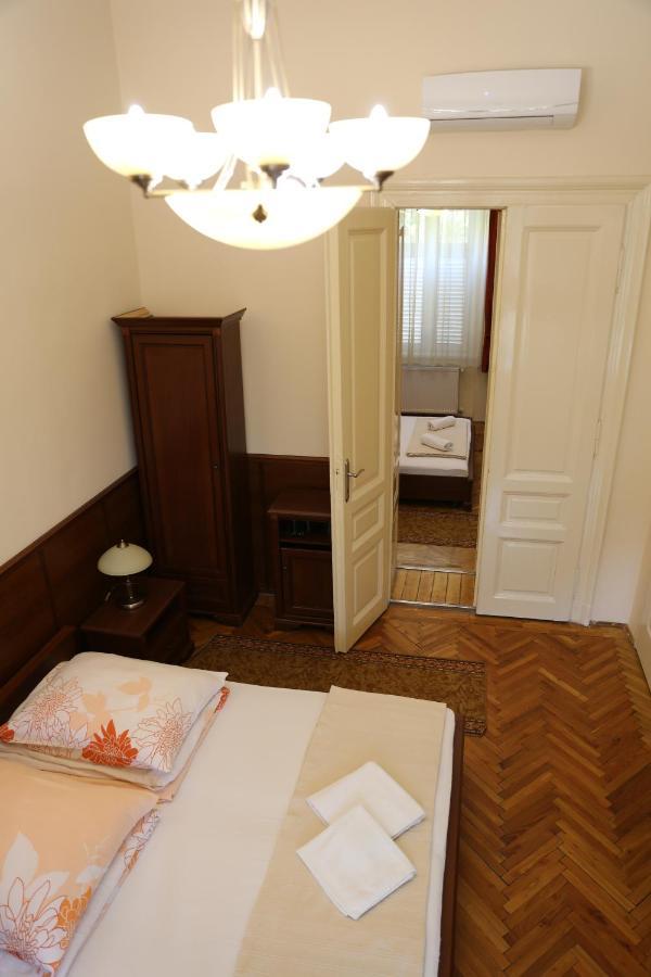 Peterfia Panzio Hotel Дебрецен Екстериор снимка