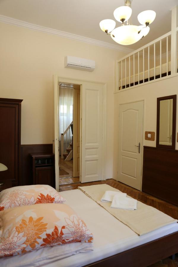Peterfia Panzio Hotel Дебрецен Екстериор снимка