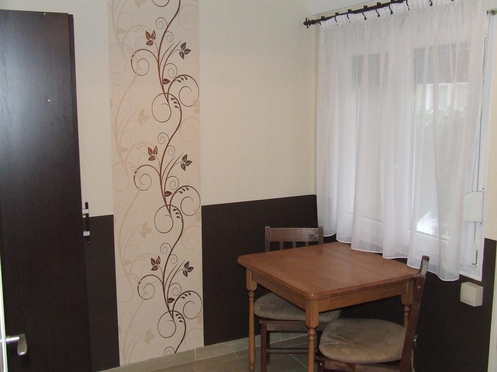 Peterfia Panzio Hotel Дебрецен Екстериор снимка