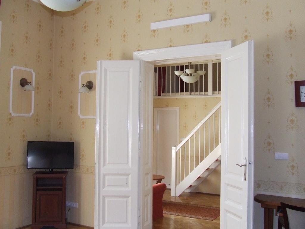 Peterfia Panzio Hotel Дебрецен Екстериор снимка